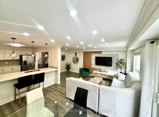 3974 Stardust Dr, Mississauga, ON L5M 8A5