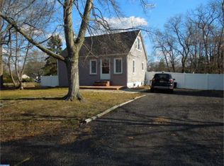 13 New York Ave, Hainesport, NJ 08036