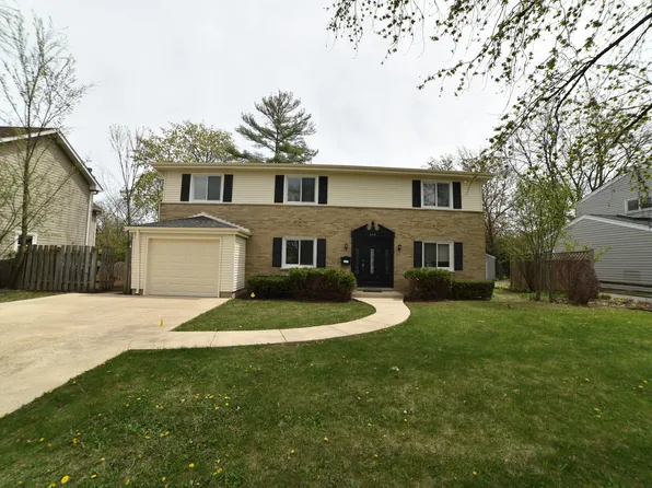 143 Willow Ave, Deerfield, IL 60015