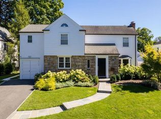 6 Whistler Rd, Scarsdale, NY 10583
