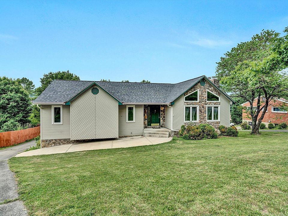 1st image of 5333 Merriman Rd