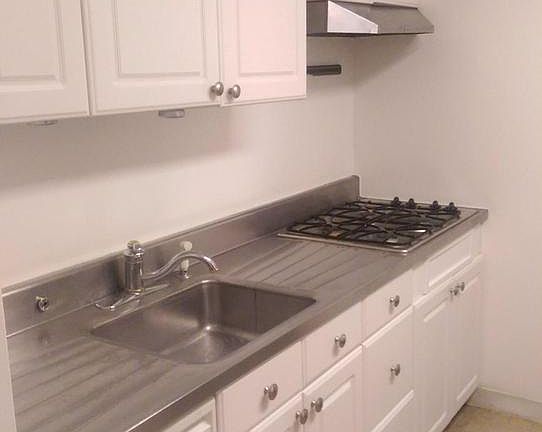 5th image of 4201 Cathedral Ave NW APT 319W