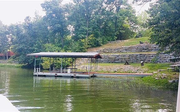4th image of 54 Lake Viking Ter