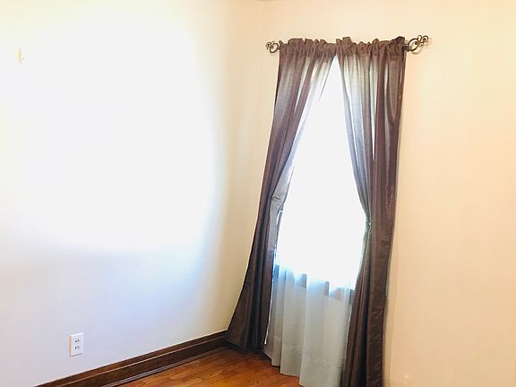 4th image of 417 Camp St