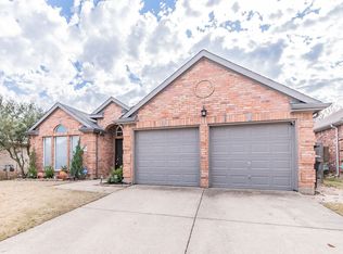 6005 Portridge Dr, Fort Worth, TX 76135