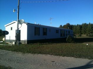 6225 Smith Rd NE, Rapid City, MI 49676