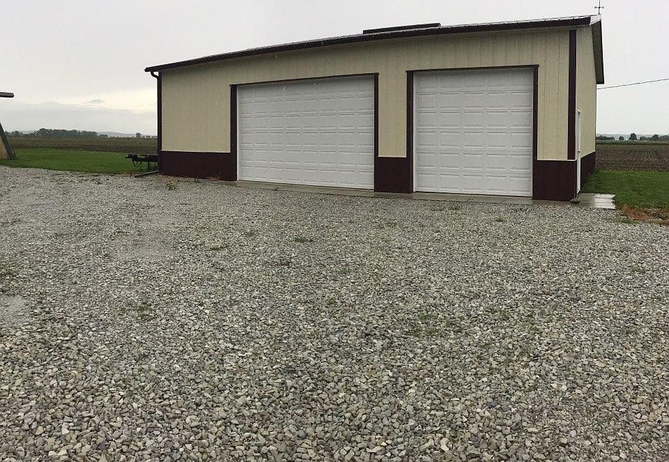 2nd image of 1385 200th St