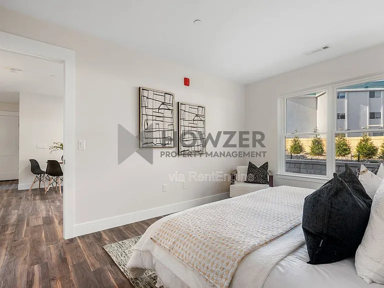 850 Falmouth Rd — Photo 19
