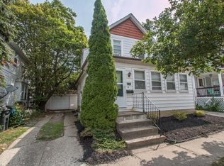 1581 Olivewood Ave, Lakewood, OH 44107