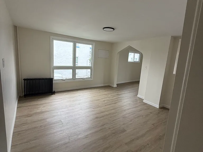 425 W Grace St — Photo 5