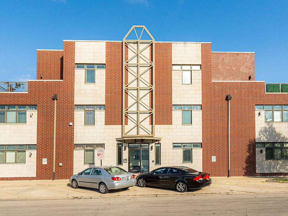 1st image of 7200 W Palmer St Unit 2NW