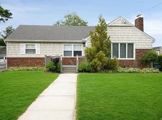 2490 Falcon St, East Meadow, NY 11554