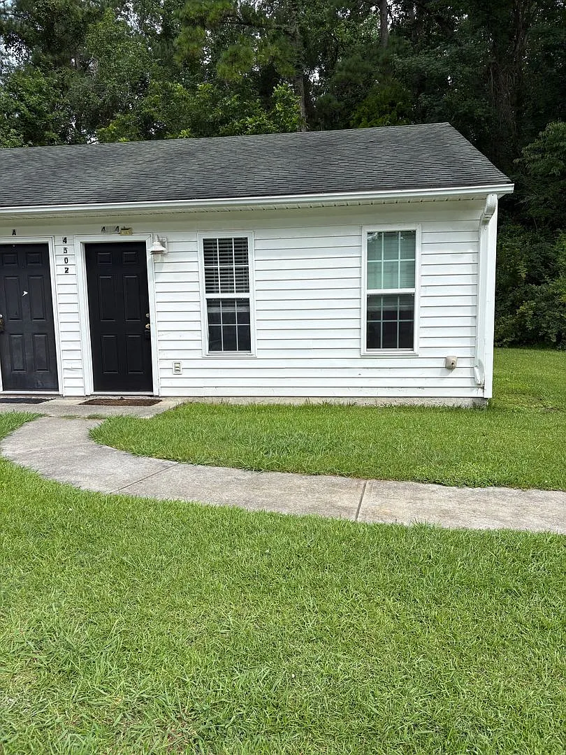 4504 Old Cherry Point Road — Photo 2