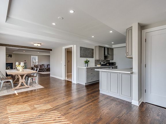 3rd image of 15238 W Pekara Dr