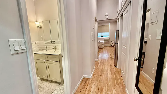 Rented by HOLTON REAL ESTATE INC. | media 20