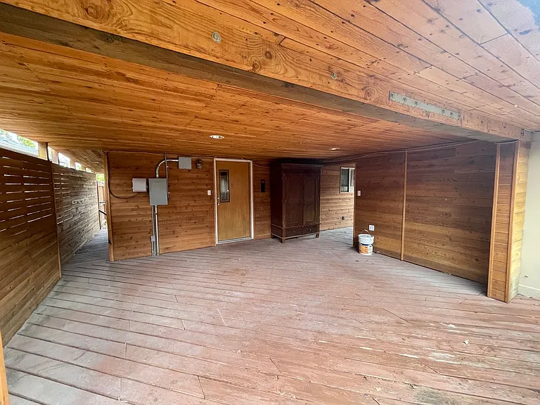 3316 S Pioneer St — Photo 5