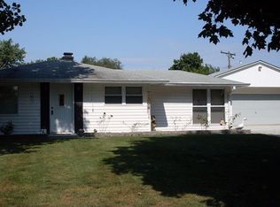 1032 Ridge Top Dr, Greenwood, IN 46142