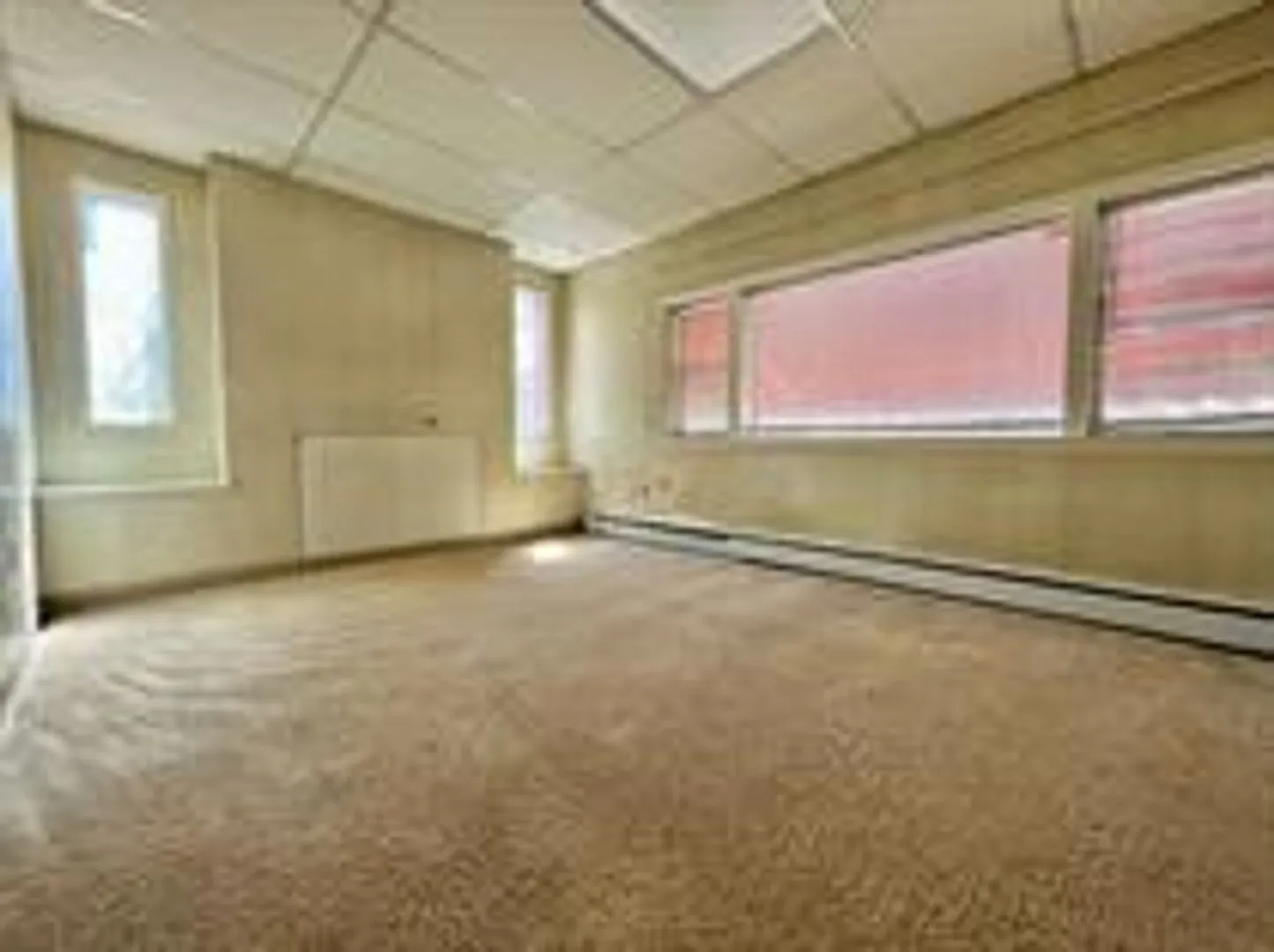SH1630 — Photo 3