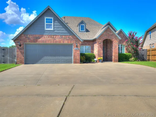 1320 W Dover St, Broken Arrow, OK 74012