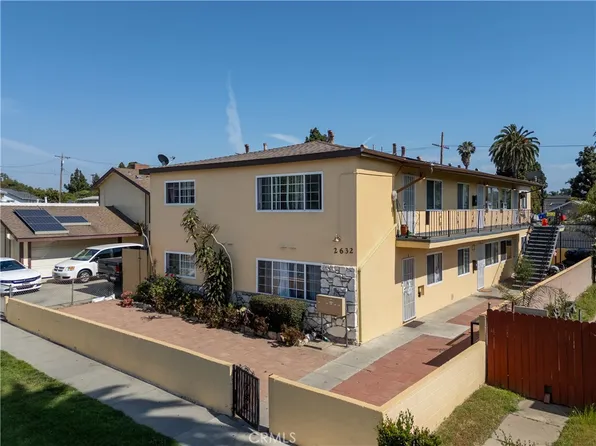 2632 E 15th St, Long Beach, CA 90804