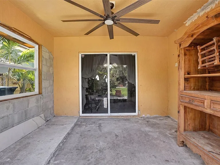 14102 SW 167th Ter — Photo 23