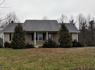221 Spring Dr, Stanford, KY 40484