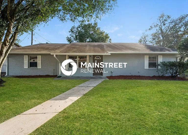 828 Trina Ln — Photo 1