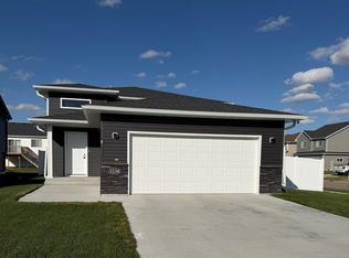 1138 46th Ave S, Moorhead, MN 56560