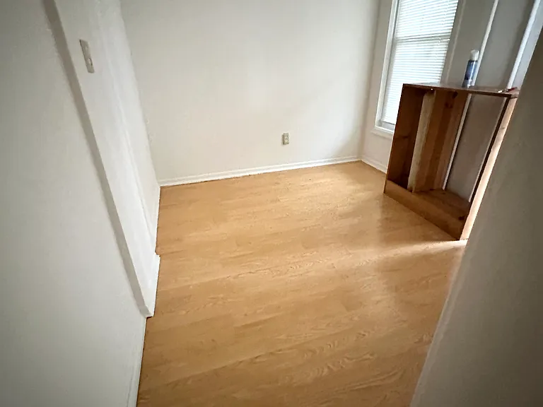 132 N 11th St #1 — Photo 6