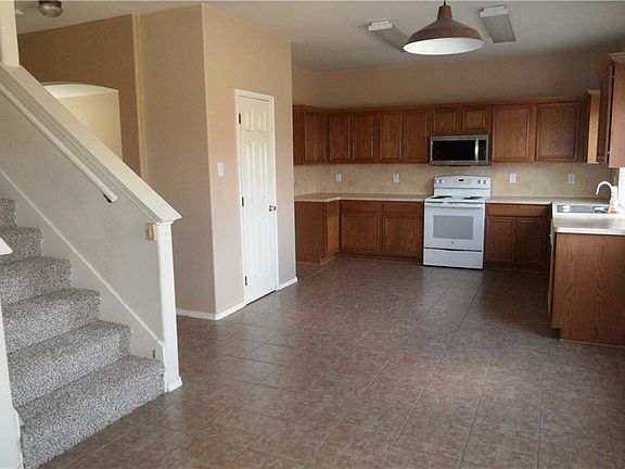 5th image of 8049 Plateau Dr