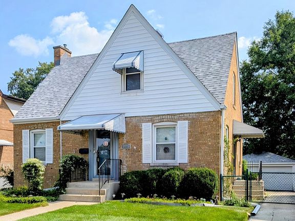 2nd image of 1451 Speechley Blvd
