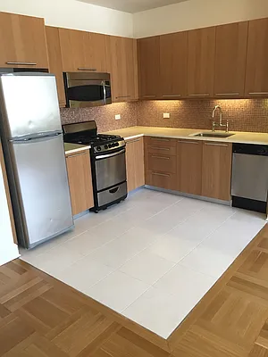 Rented by Windsor Property Management | media 7