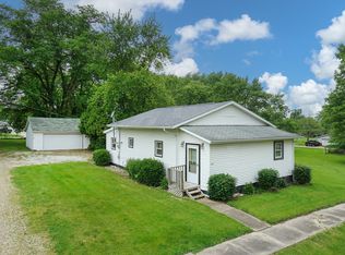 301 N Maltby St, Waynesville, IL 61778