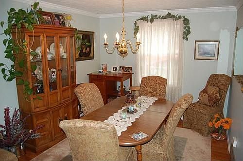5th image of 60 Coachlight Cir