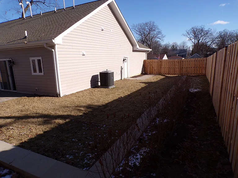 33476 N Evergreen Dr — Photo 43