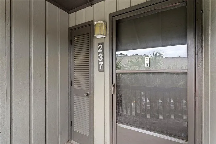 1 bed, 1.0 bath, 676 sqft, $1,300 — Photo 4