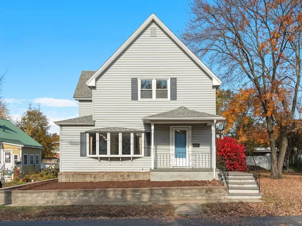 52 Oakland Avenue, Manchester, NH 03109
