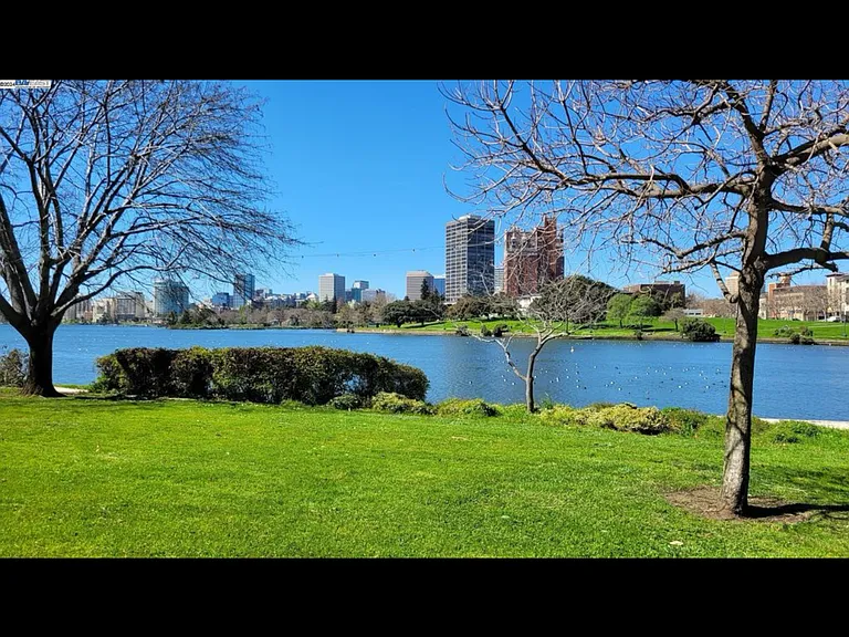 2610 Ivy Dr — Photo 18