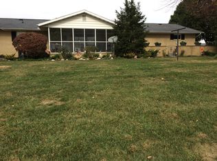 12 Sunset Blvd, South Webster, OH 45682