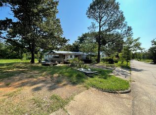 503 E Lowery St, Hugo, OK 74743