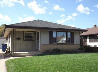 2418 Grove Ave, Racine, WI 53405