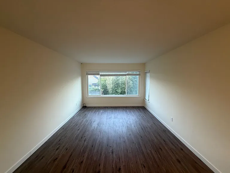 2629 Folsom Street — Photo 15