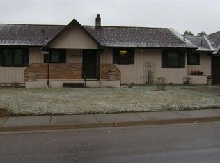 1933 Hillsview Dr, Rapid City, SD 57702