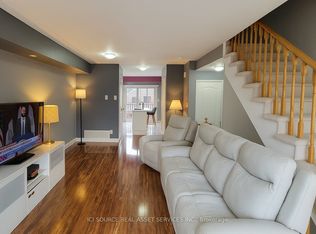 5050 Intrepid Dr #3, Mississauga, ON L5M0E6