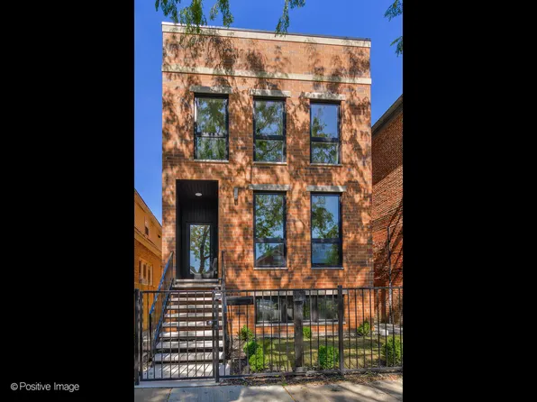 1810 W Superior St, Chicago, IL 60622