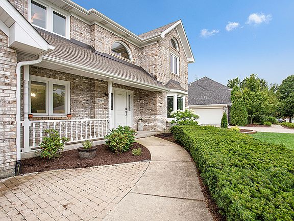3rd image of 12049 Longmeadow Ln