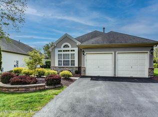 10 Falstaff Dr, Manchester, NJ
