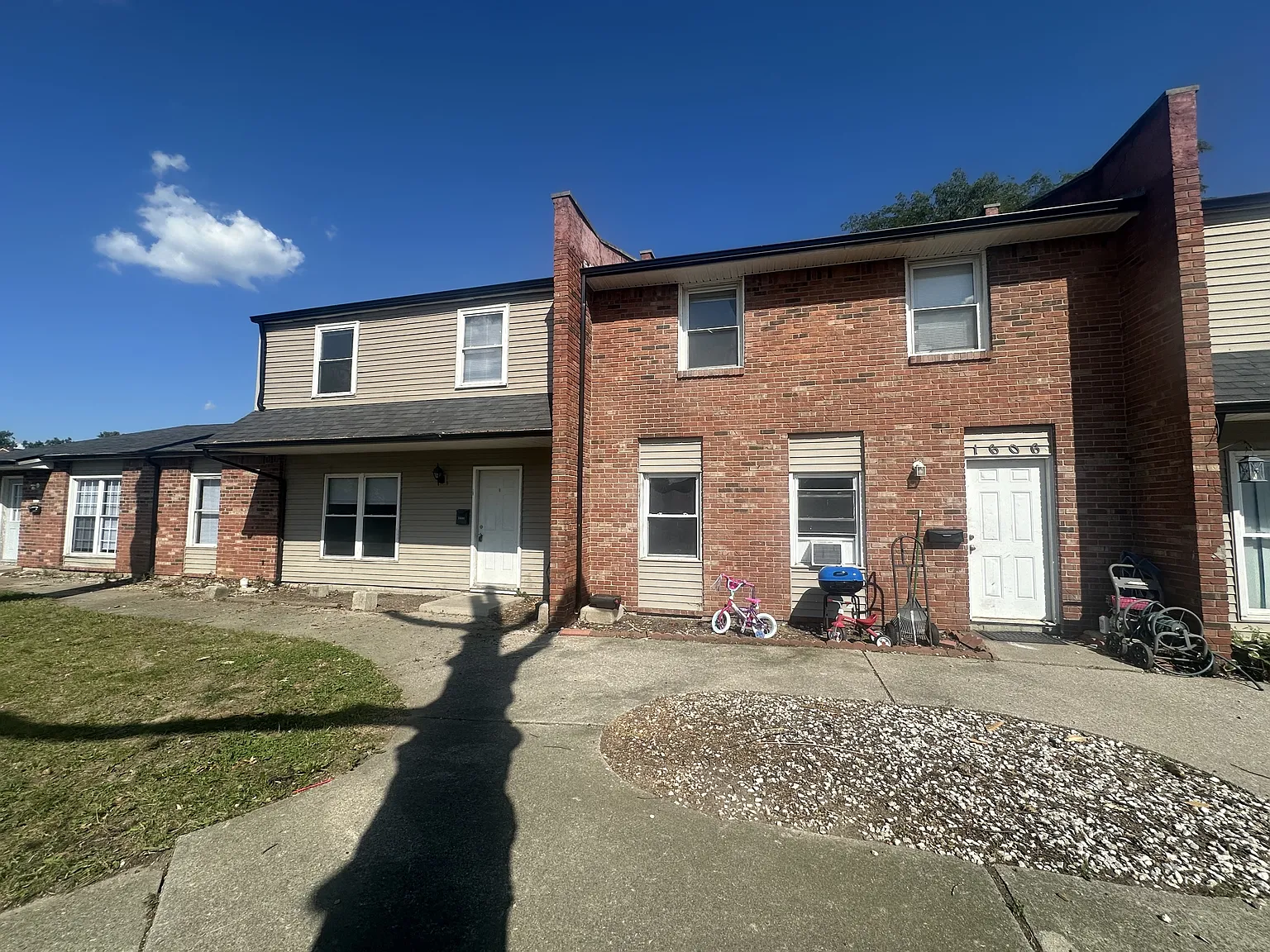 1600 Hobson Rd. — Photo 1