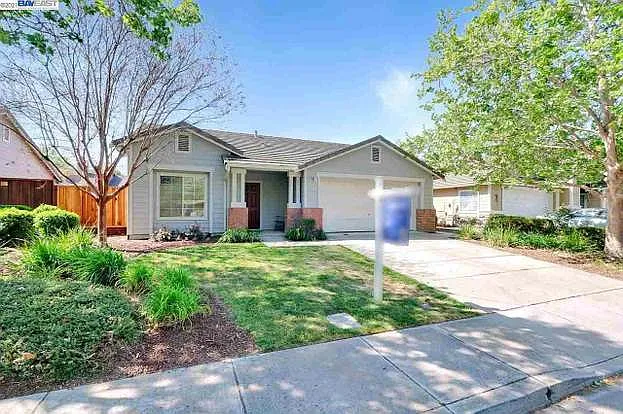 509 Saddleback Cir — Photo 31