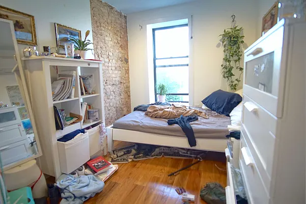 Rented by Lofts and Flats LLC | media 40